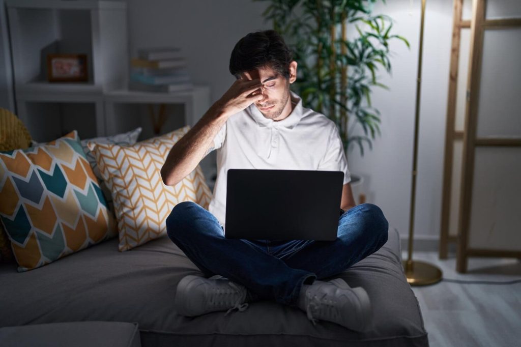 Mindlessly Browsing the Internet
