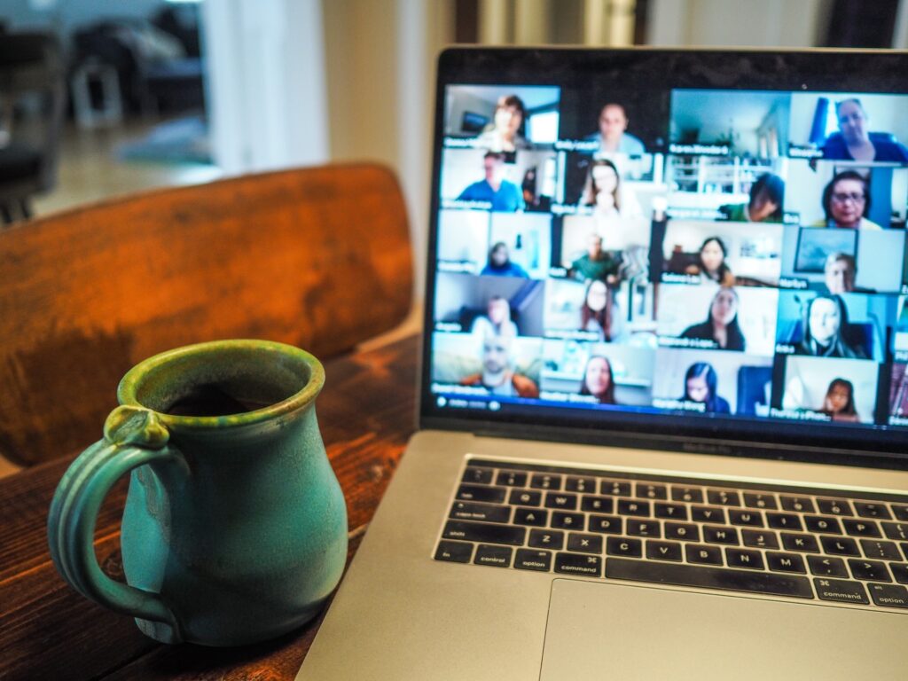 Effective ways to manage a remote team