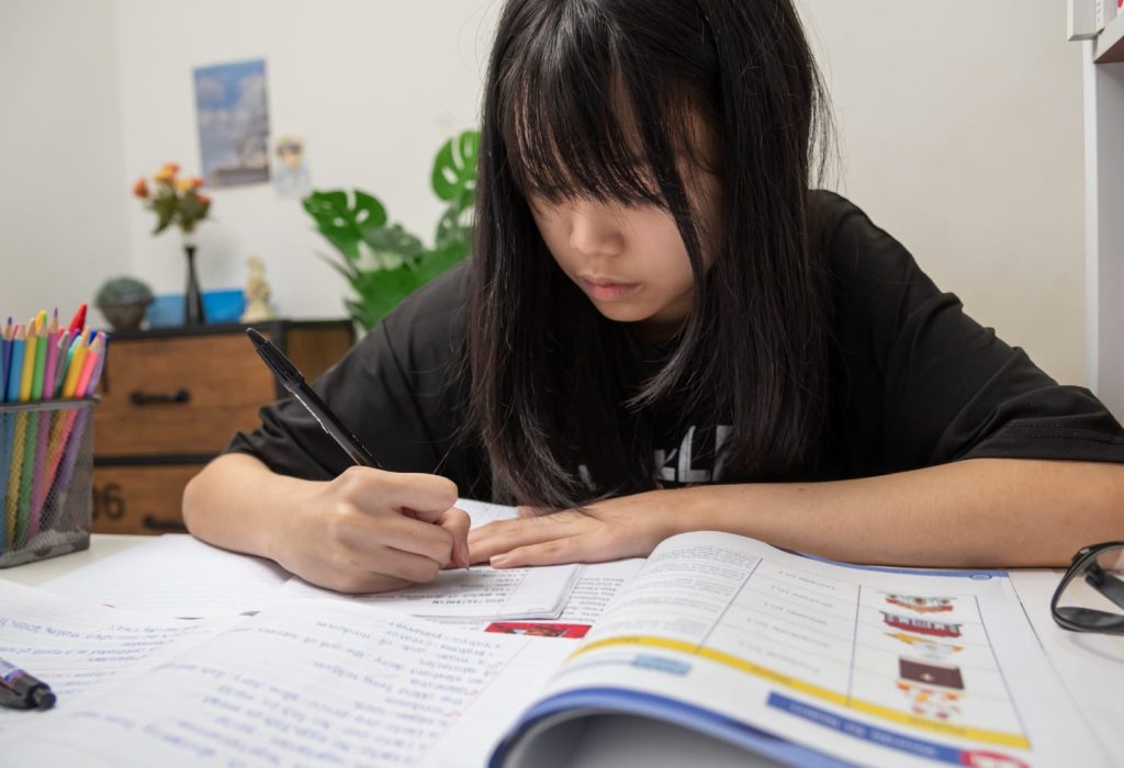 Distraction-Free Study Routine